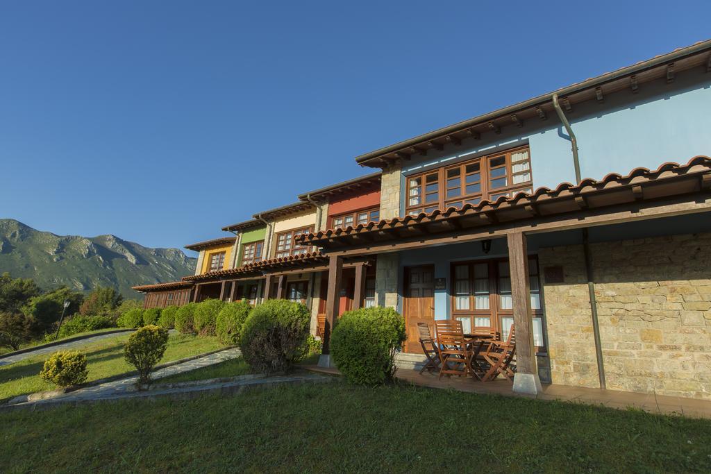 Casas Rurales Playa De Guadamia Llames de Pria Bagian luar foto