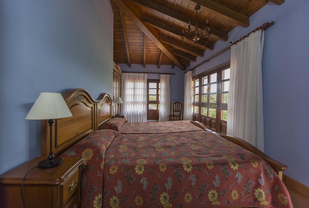 Casas Rurales Playa De Guadamia Llames de Pria Bagian luar foto