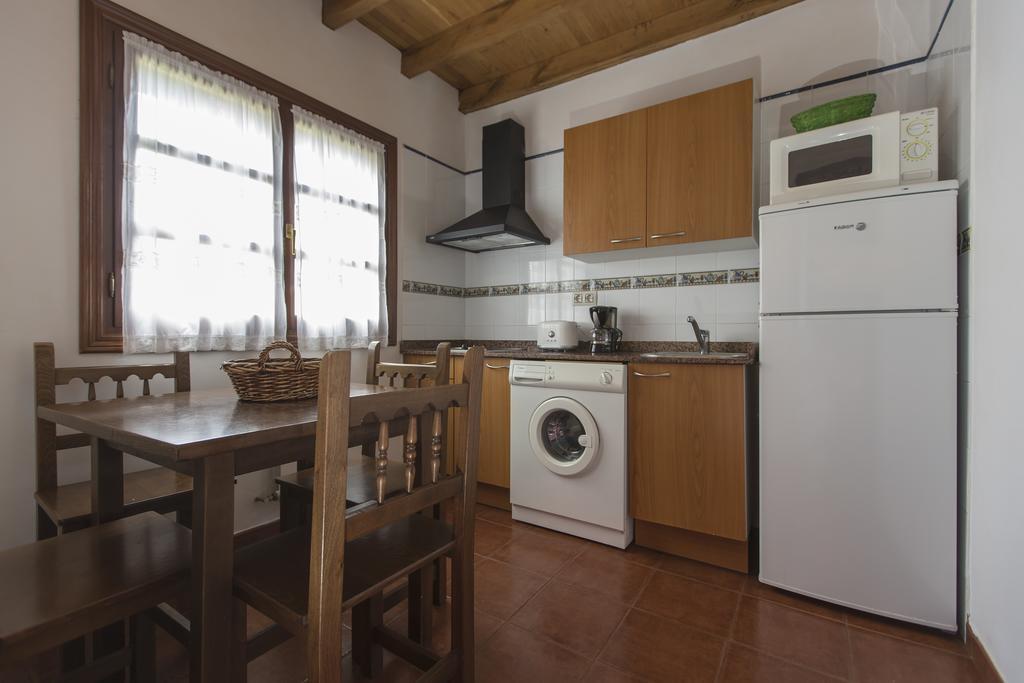 Casas Rurales Playa De Guadamia Llames de Pria Bagian luar foto
