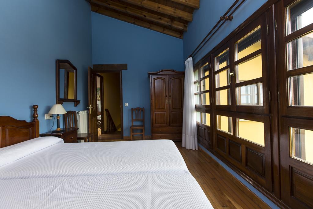 Casas Rurales Playa De Guadamia Llames de Pria Bagian luar foto